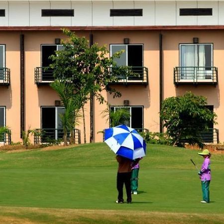 Chiangmai Inthanon Golf And Natural Resort Chiang Mai Exterior photo