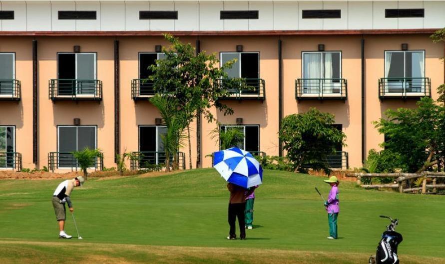 Chiangmai Inthanon Golf And Natural Resort Chiang Mai Exterior photo