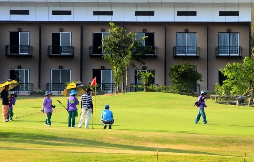 Chiangmai Inthanon Golf And Natural Resort Chiang Mai Exterior photo